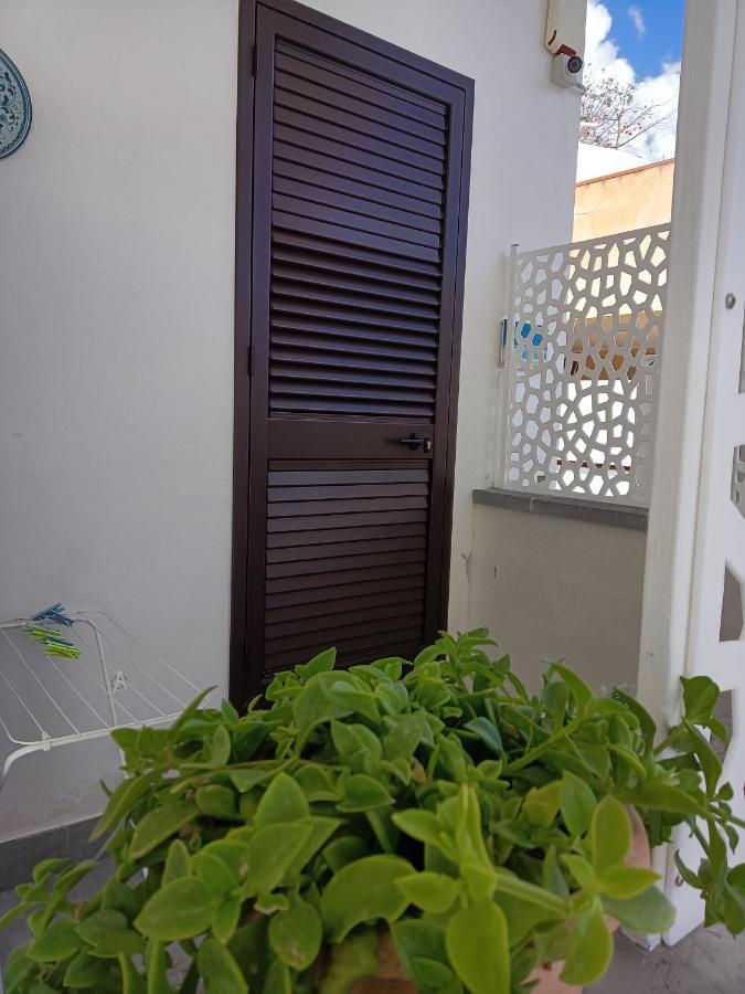 B&B Solarium Lido di Noto エクステリア 写真
